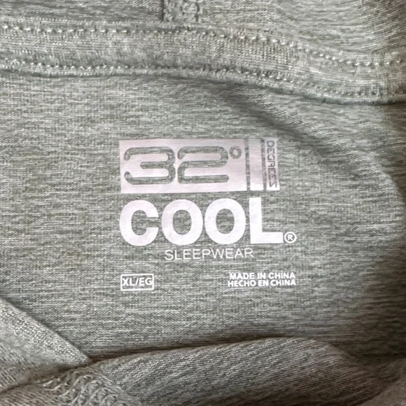 32 Degrees Sage Green Men's Hoodie - Picture 2 of 4